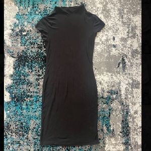 BLACK MIDI | SHORT SLEEVE DRESS